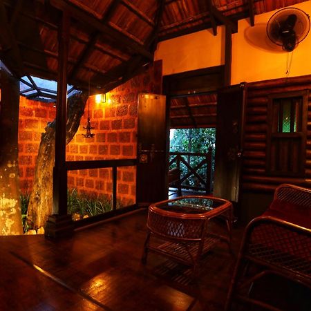 Greens Tree House & Wood House Sultan Bathery Exteriér fotografie